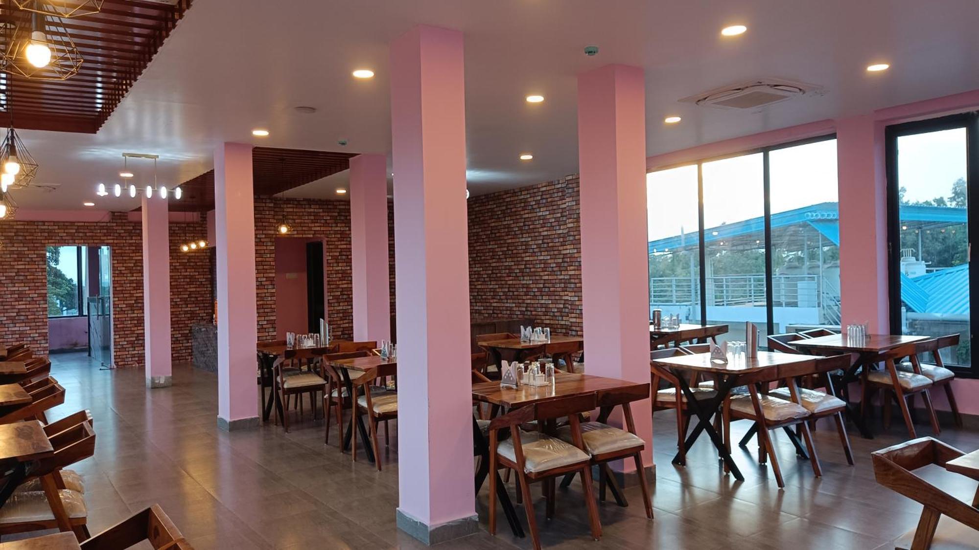 Hotel King Safire Port Blair Esterno foto