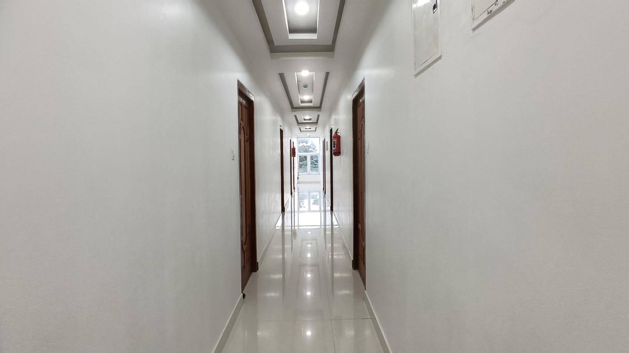 Hotel King Safire Port Blair Esterno foto
