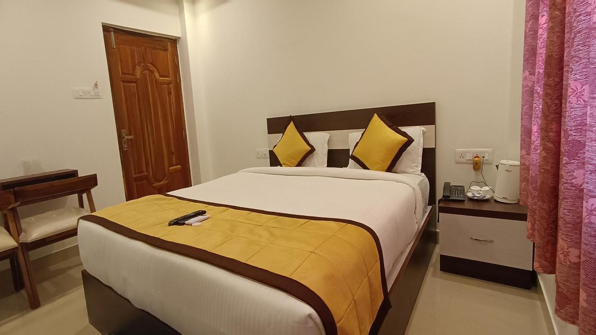 Hotel King Safire Port Blair Esterno foto
